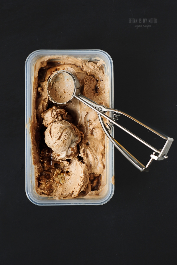 walnut ice cream without ice cream maker | seitanismymotor.com