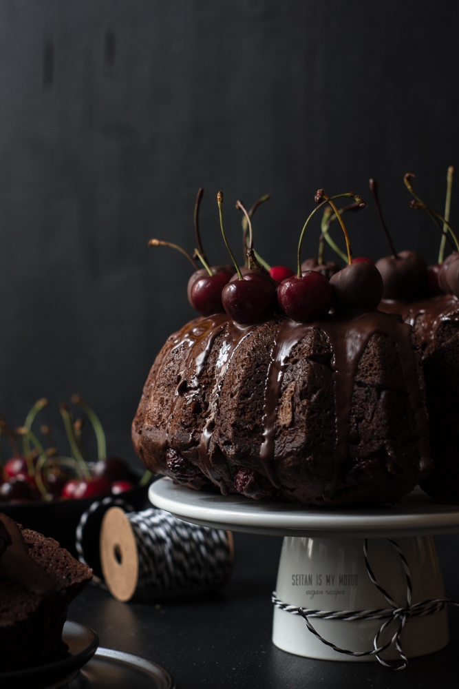 chocolate cherry guglhupf #vegan