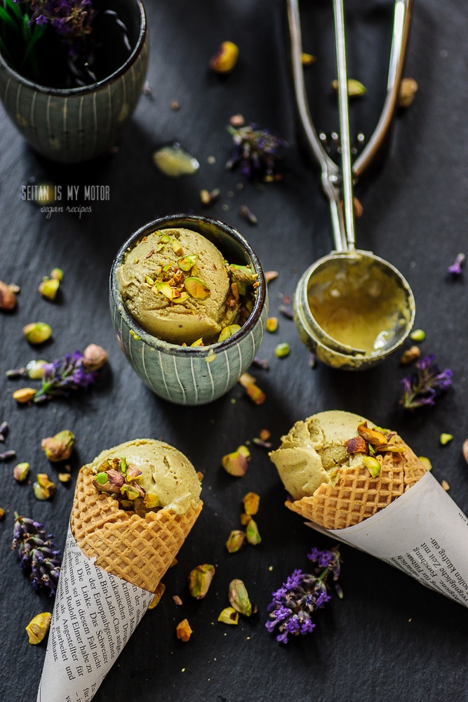 vegan pistachio ice cream (4 ingredients) #vegan #glutenfree #soyfree