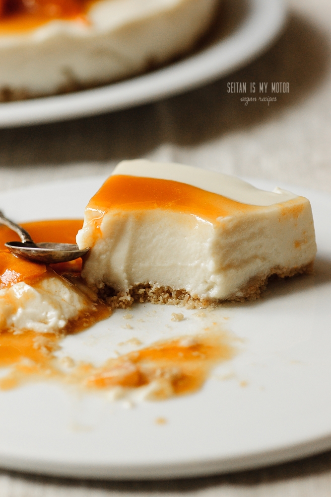 Apricot Cheesecake: vegan no-bake recipe. No cream cheese, no nuts.