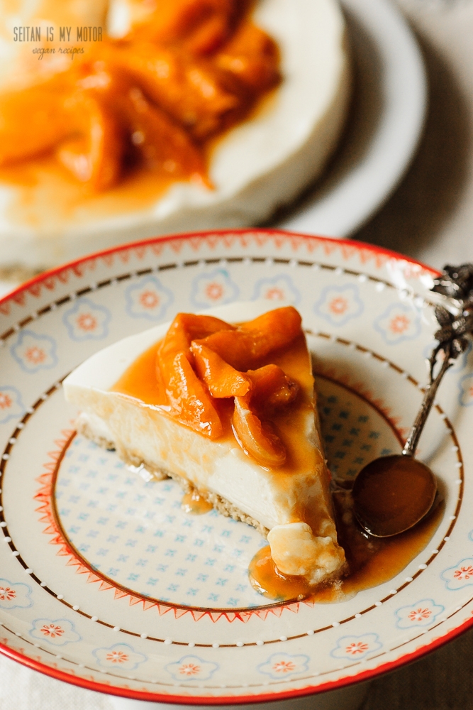 Apricot Cheesecake: vegan no-bake recipe. No cream cheese, no nuts.