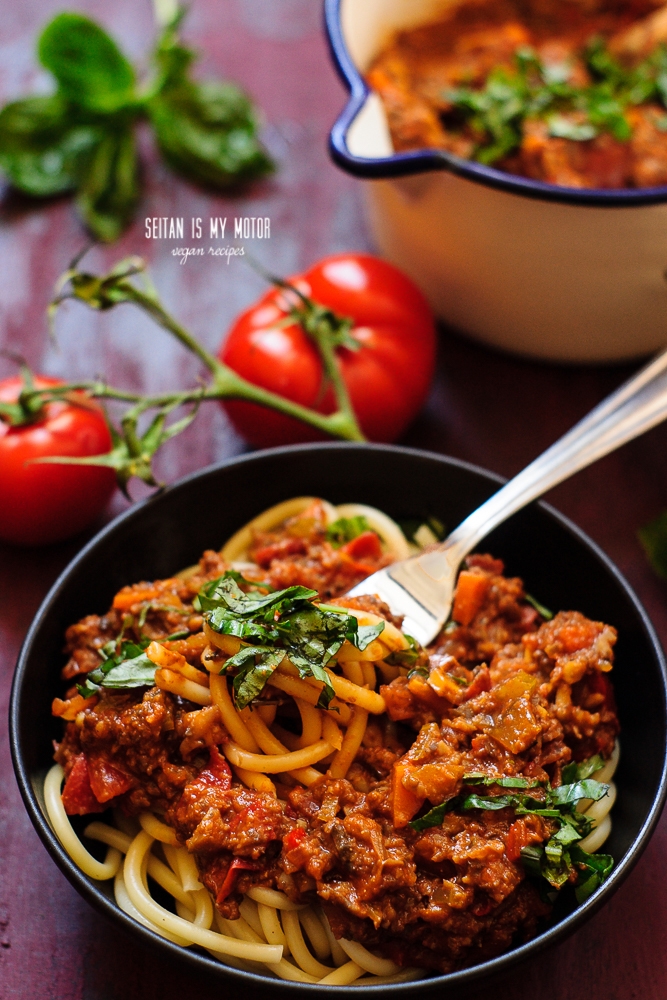 Mushroom Bolognese for Vegan MoFo #vgnmf16