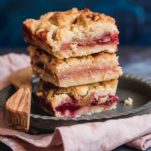 Easy Rhubarb Streusel Cake Easy Rhubarb Streusel Cake