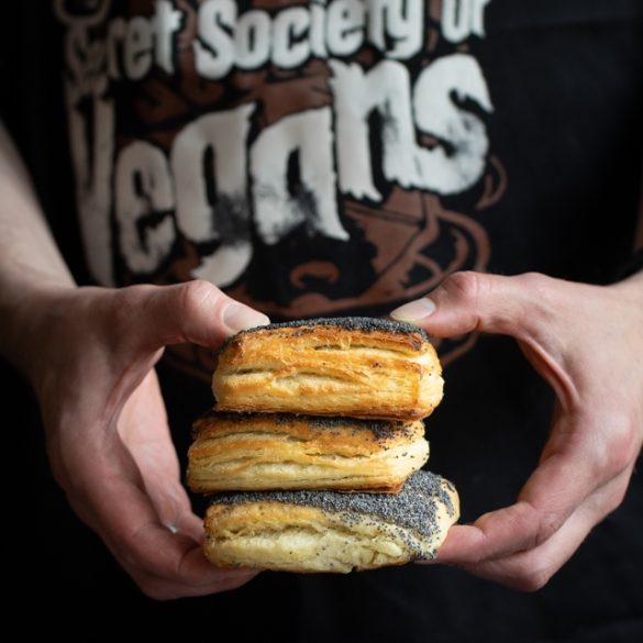 Tebirkes - Danish Poppy Seed Rolls made from Laminated Dough